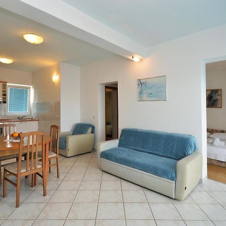 Apartman Rasip, Murter Exterior foto