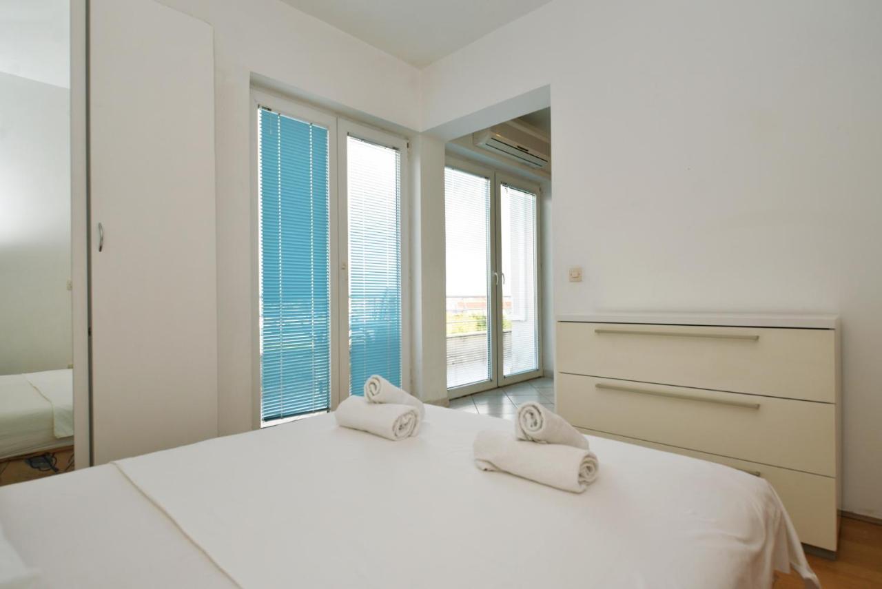 Apartman Rasip, Murter Exterior foto